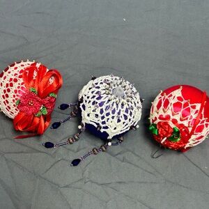 Vintage Push Pin Christmas Ornament Lot Of 3 Doilies Beads Roses Handmade Red